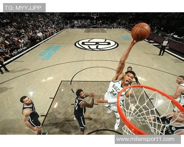 字母哥训练中展现惊人弹跳轻松完成大风车扣篮引发球迷热议